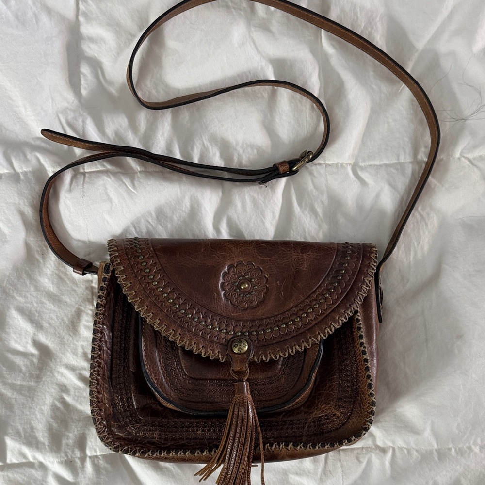 Patricia Nash Tooled Leather Crossbody bag